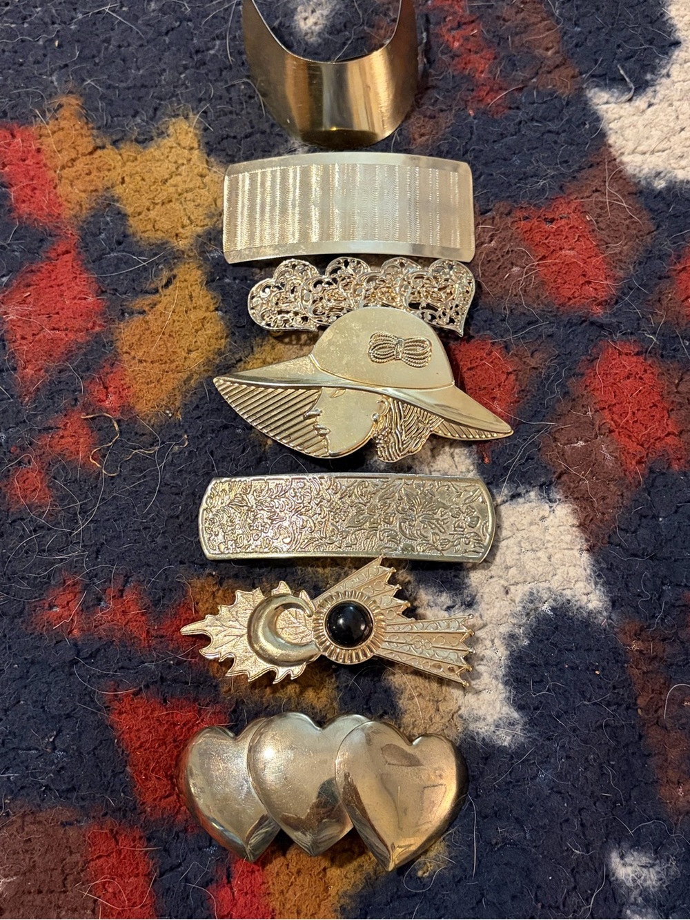 Vintage Gold-Tone Women’s Hair Clip Set — Elegant Mixed Motifs